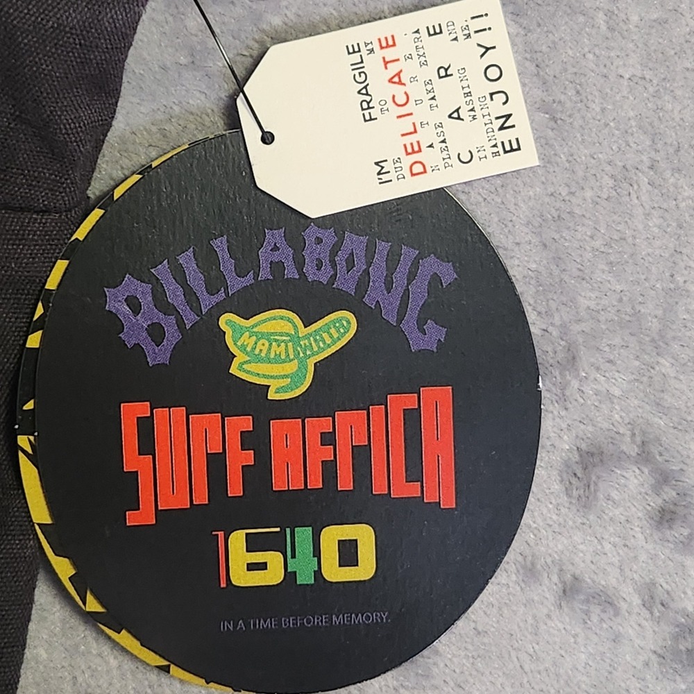 New Billabong x Mami Wata So Adorable Cami Crop Top XS Off Black Surf Africa Art - Picture 2 of 10